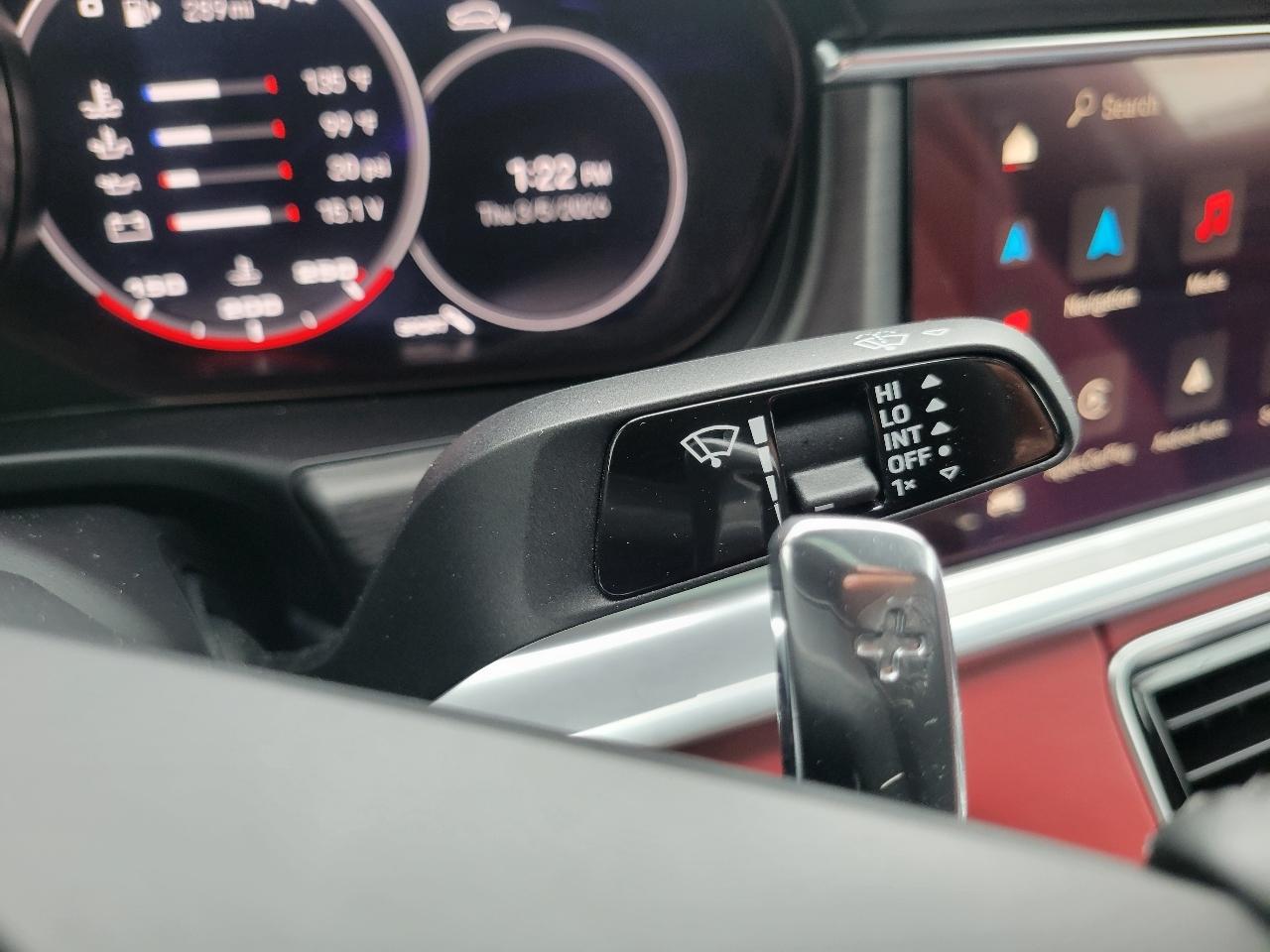 Porsche Panamera 4 Platinum Edition AWD 2023