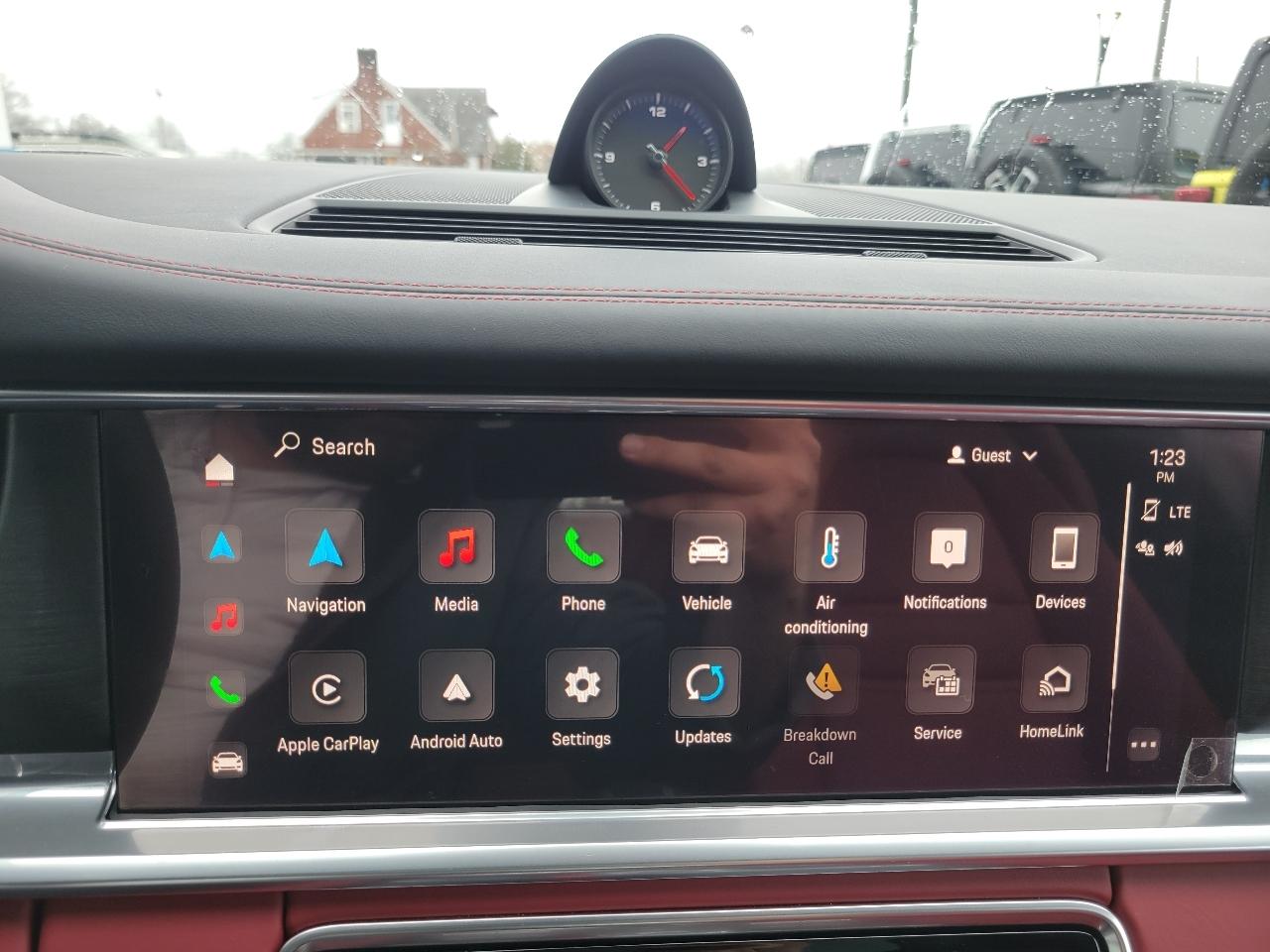 Porsche Panamera 4 Platinum Edition AWD 2023