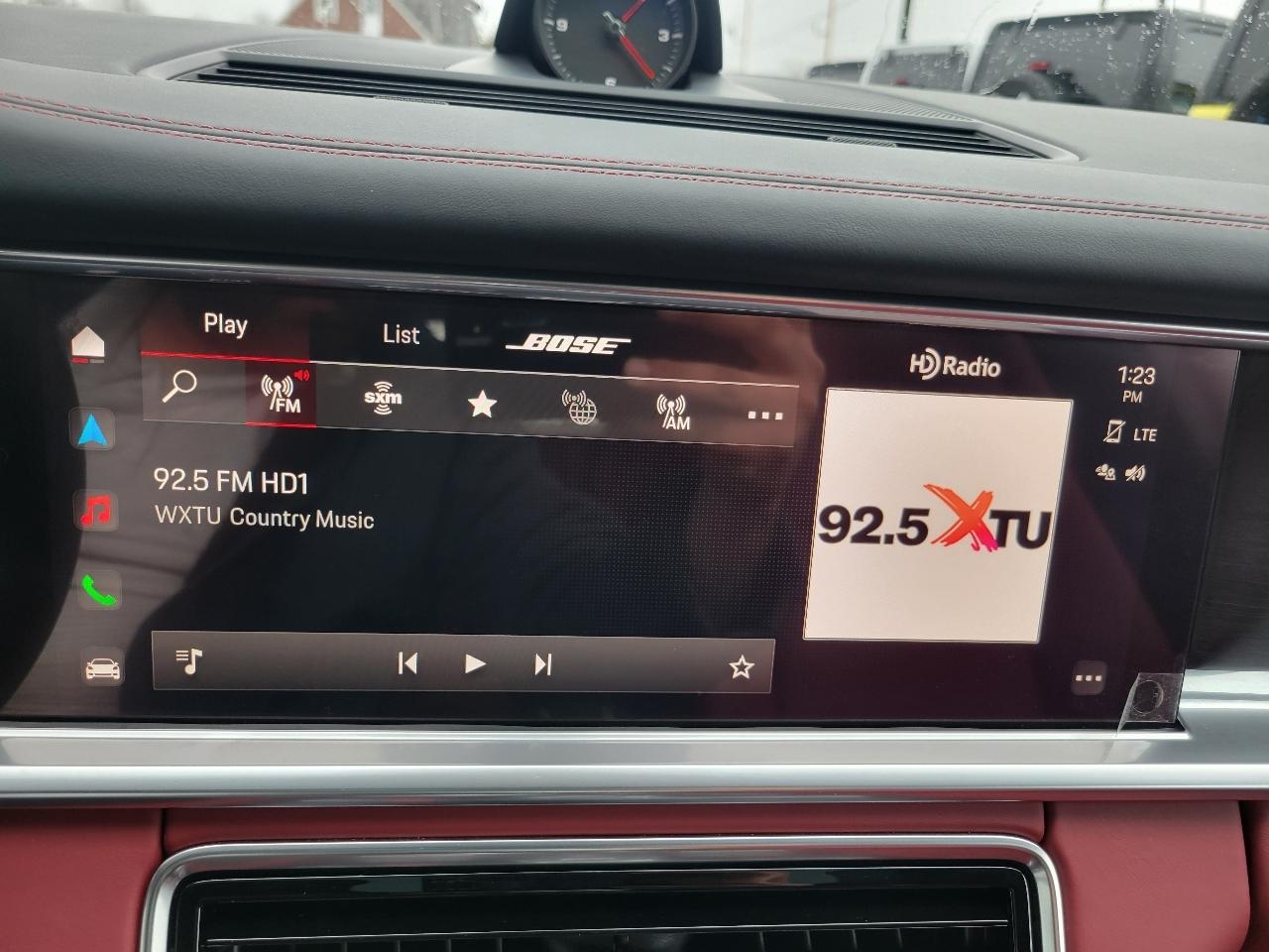 Porsche Panamera 4 Platinum Edition AWD 2023