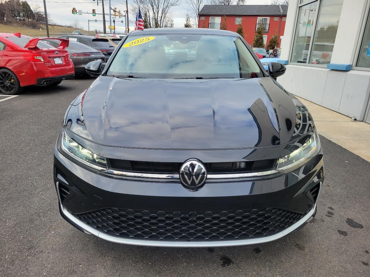 Volkswagen Jetta S Auto 2025