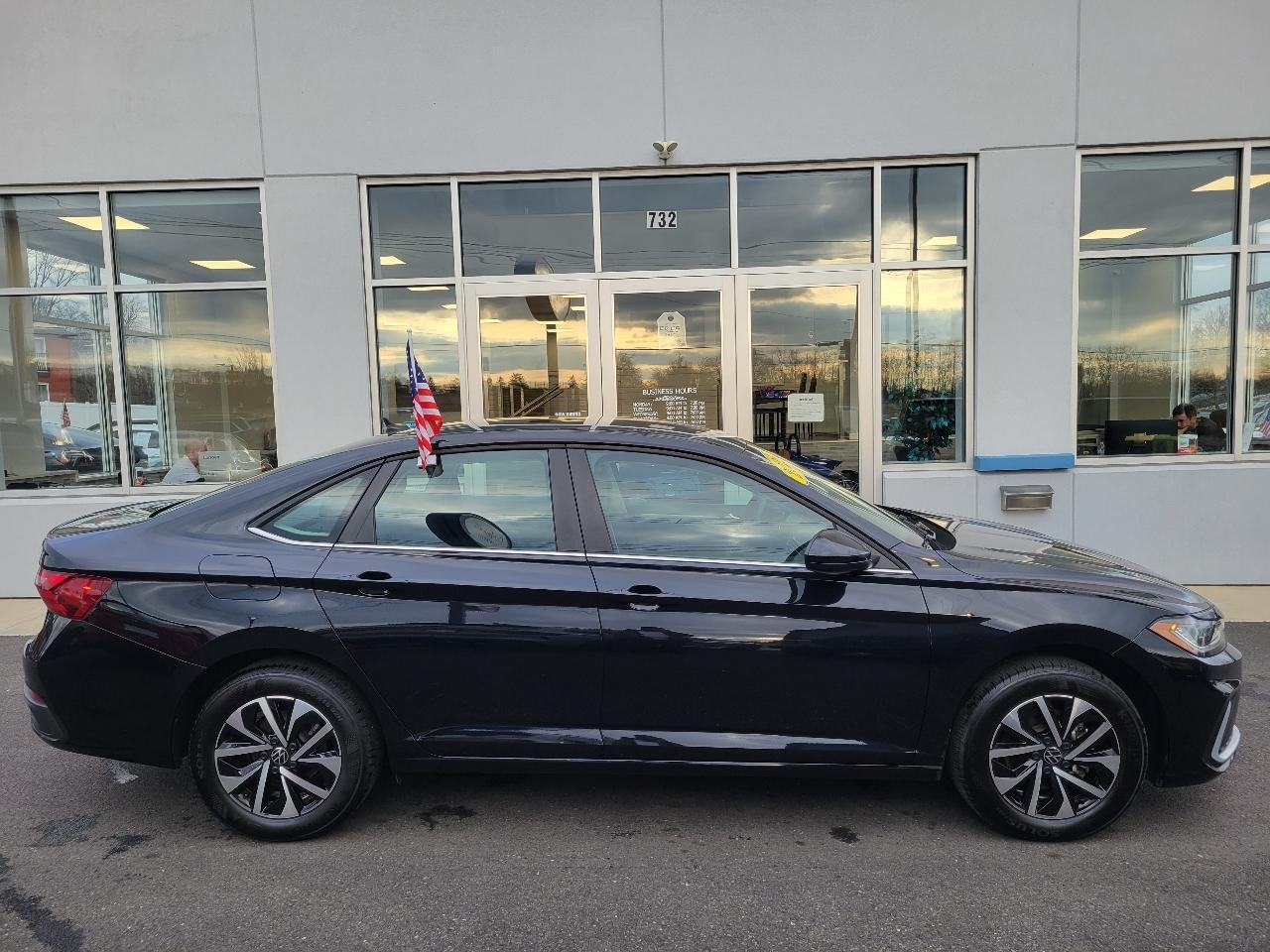 Volkswagen Jetta S Auto 2025