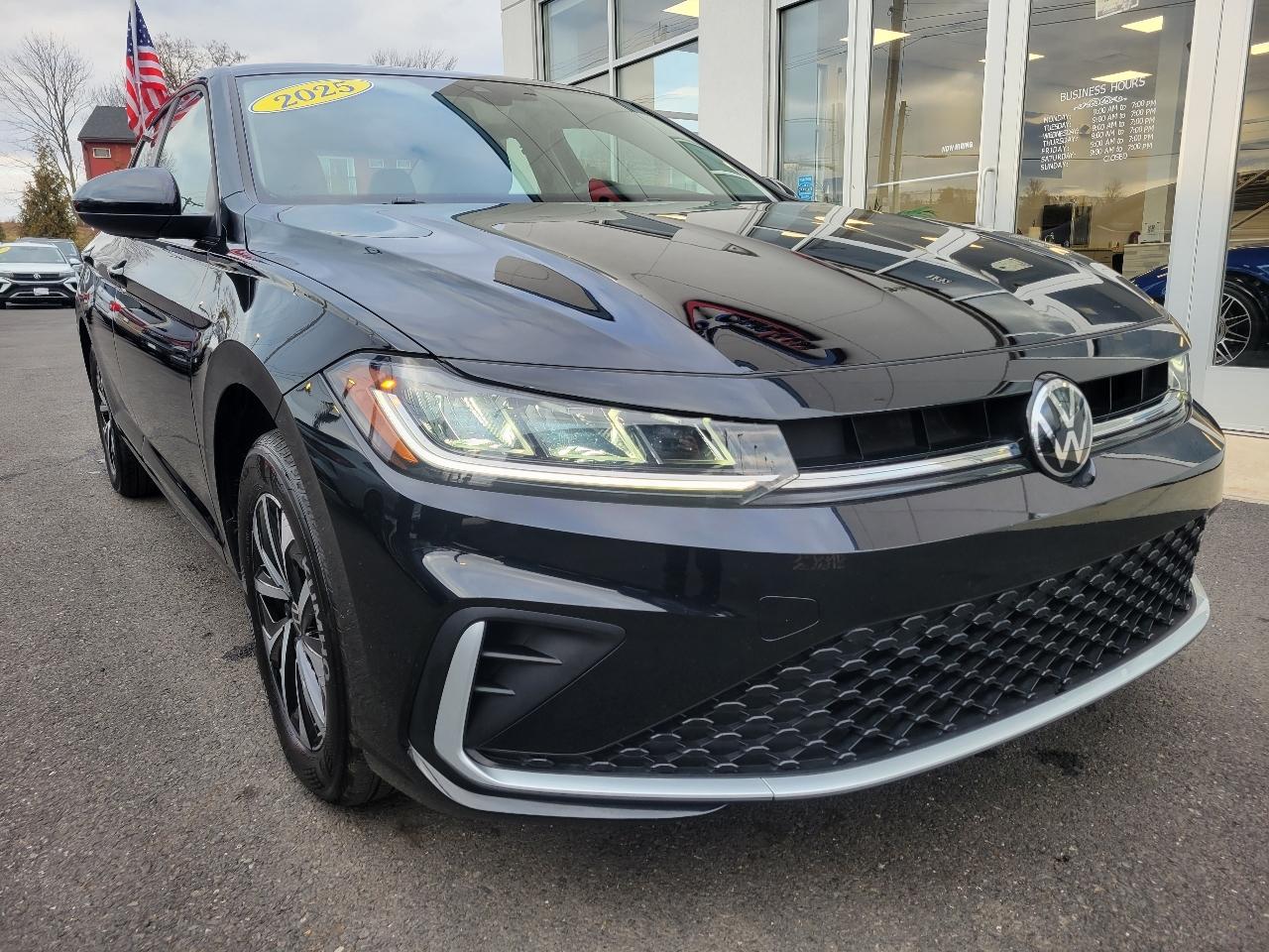 Volkswagen Jetta S Auto 2025