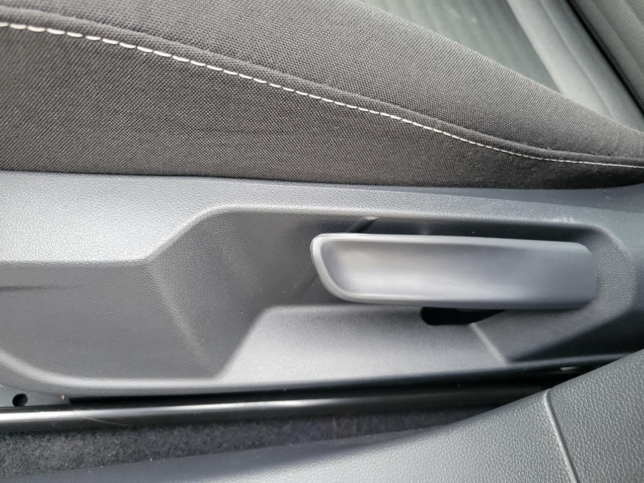 Volkswagen Jetta S Auto 2025