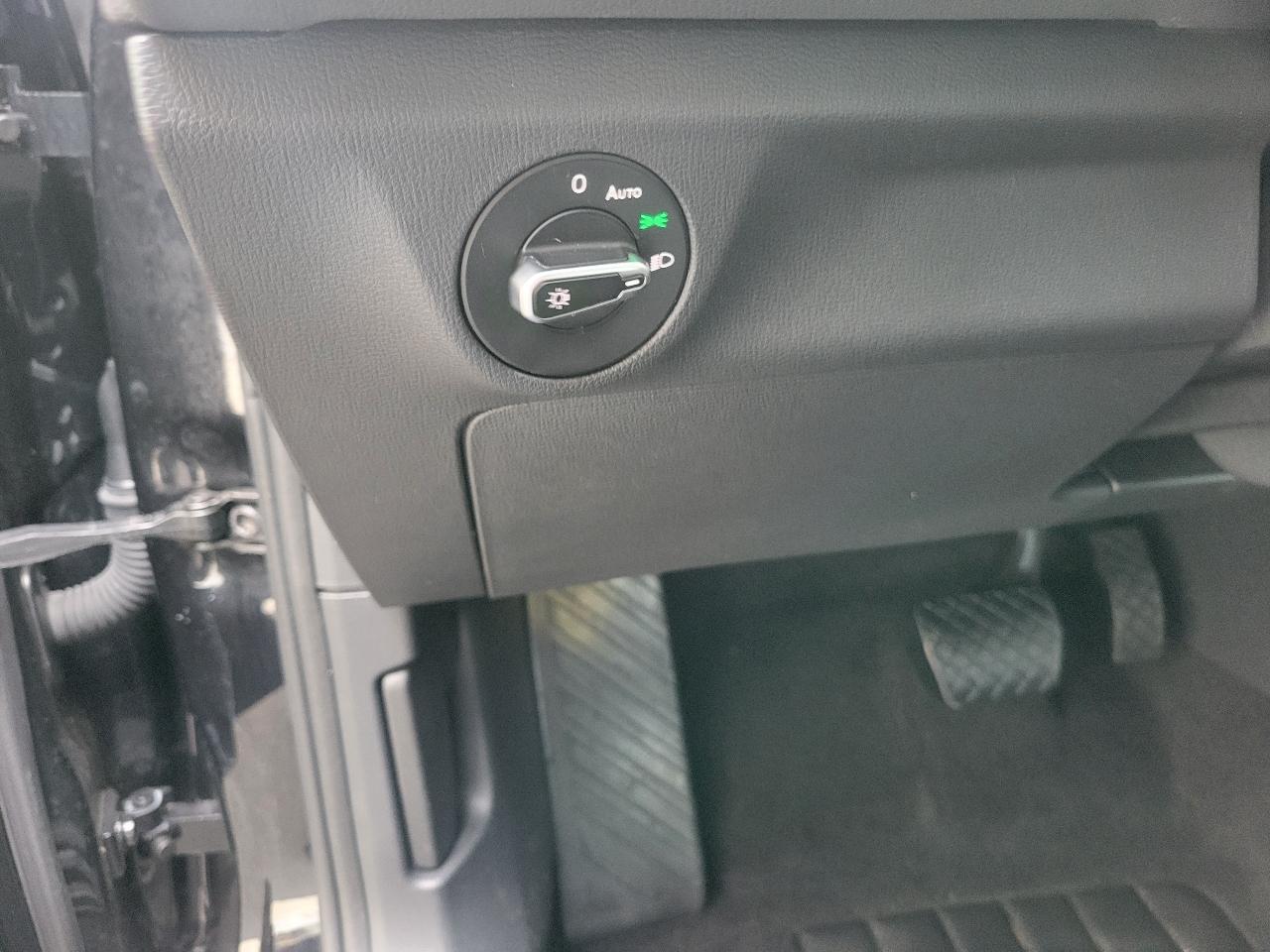 Volkswagen Jetta S Auto 2025