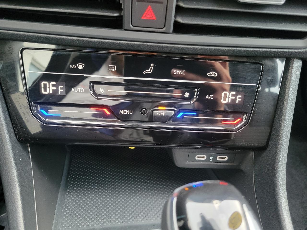 Volkswagen Jetta S Auto 2025