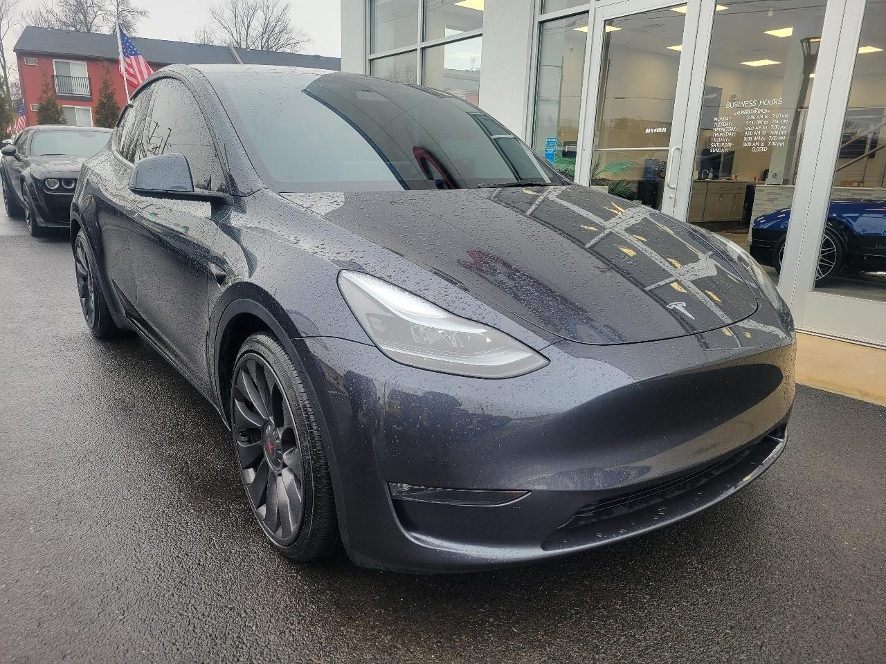 Tesla Model Y Performance AWD 2024