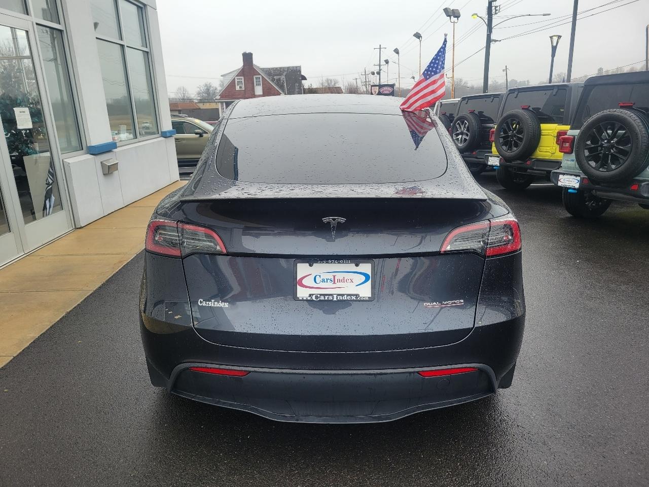 Tesla Model Y Performance AWD 2024