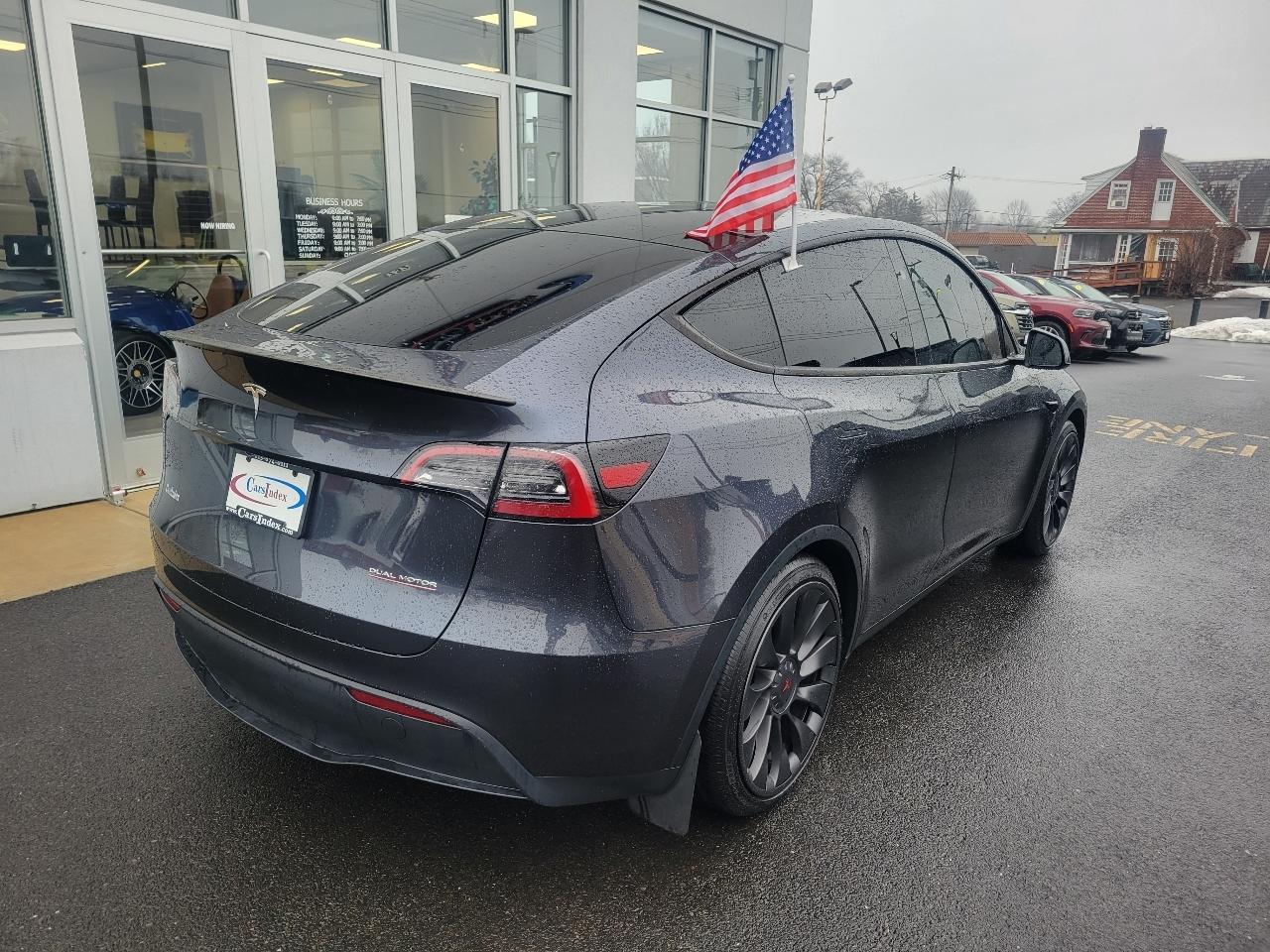 Tesla Model Y Performance AWD 2024