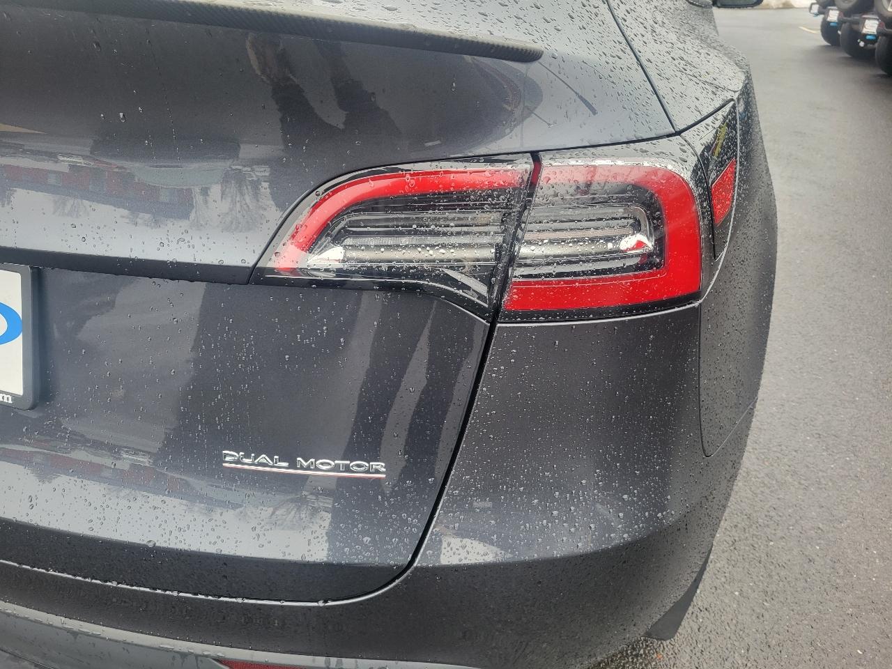 Tesla Model Y Performance AWD 2024