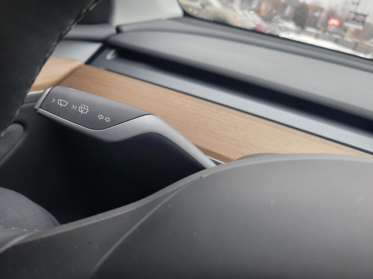 Tesla Model Y Performance AWD 2024