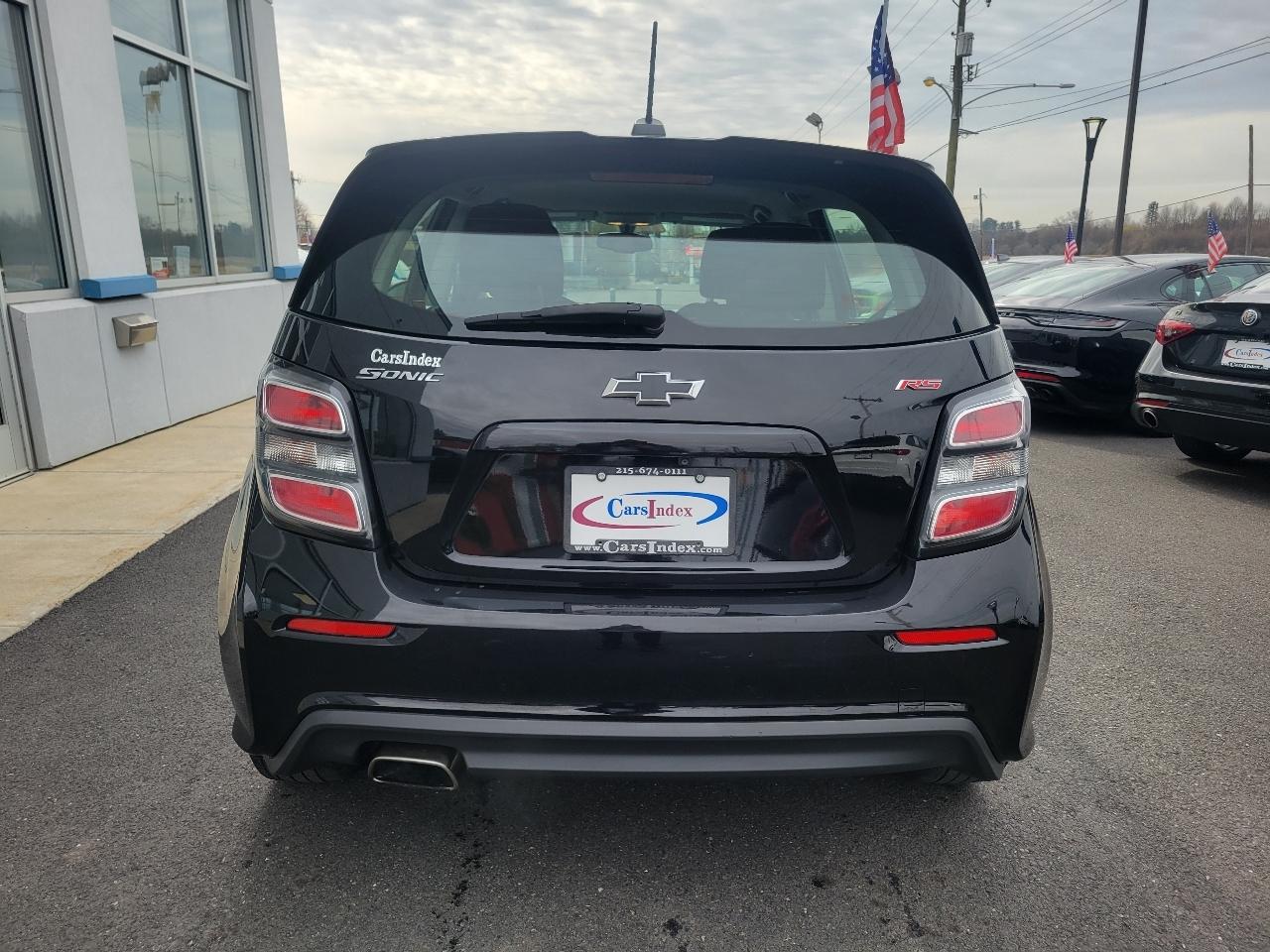 Chevrolet Sonic 5dr HB LT w/1SD 2020