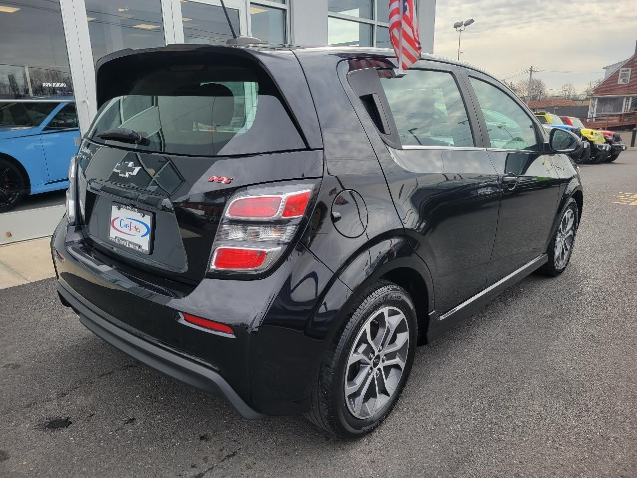 Chevrolet Sonic 5dr HB LT w/1SD 2020