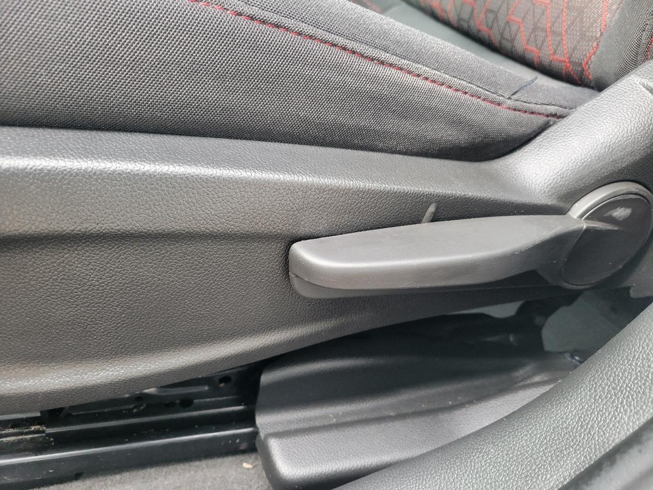 Chevrolet Sonic 5dr HB LT w/1SD 2020