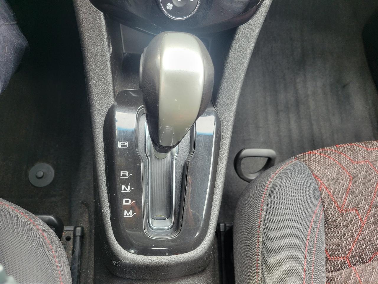 Chevrolet Sonic 5dr HB LT w/1SD 2020