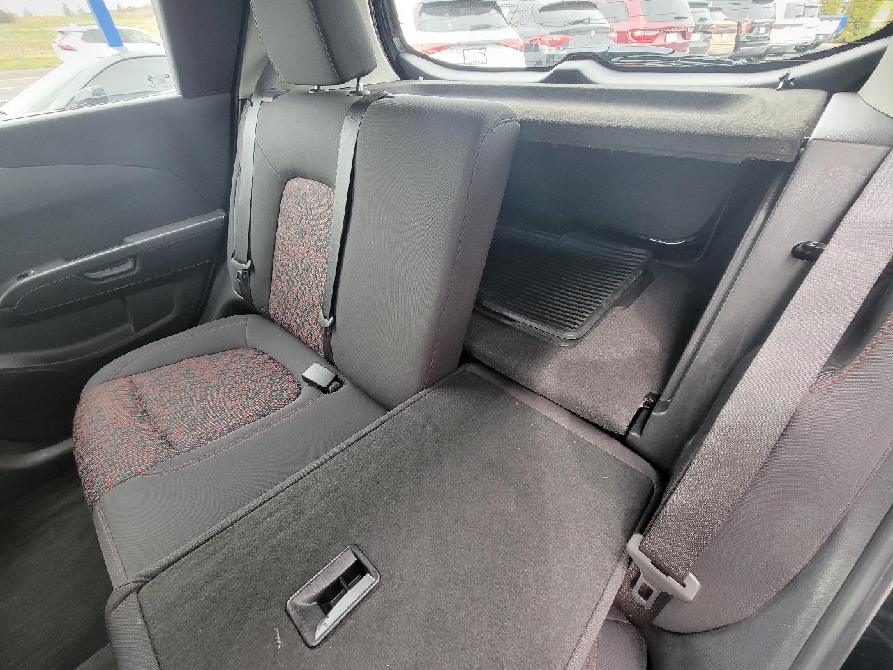 Chevrolet Sonic 5dr HB LT w/1SD 2020