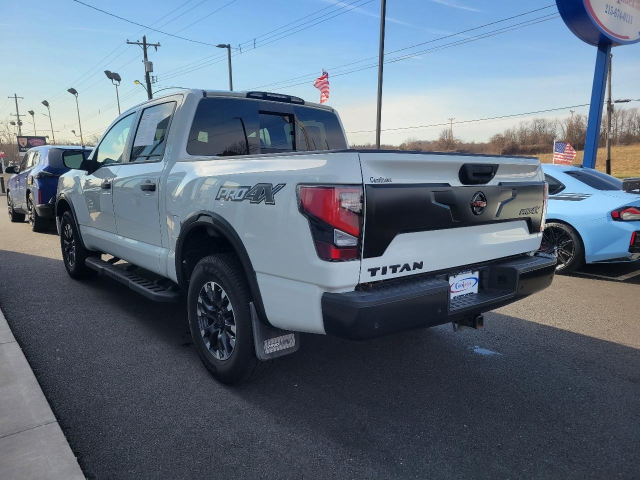 Nissan Titan 4x4 Crew Cab PRO-4X 2021