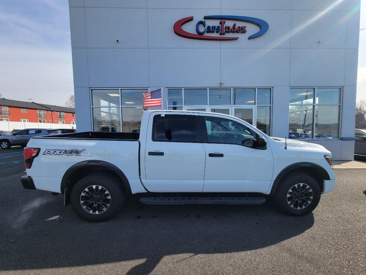 Nissan Titan 4x4 Crew Cab PRO-4X 2021