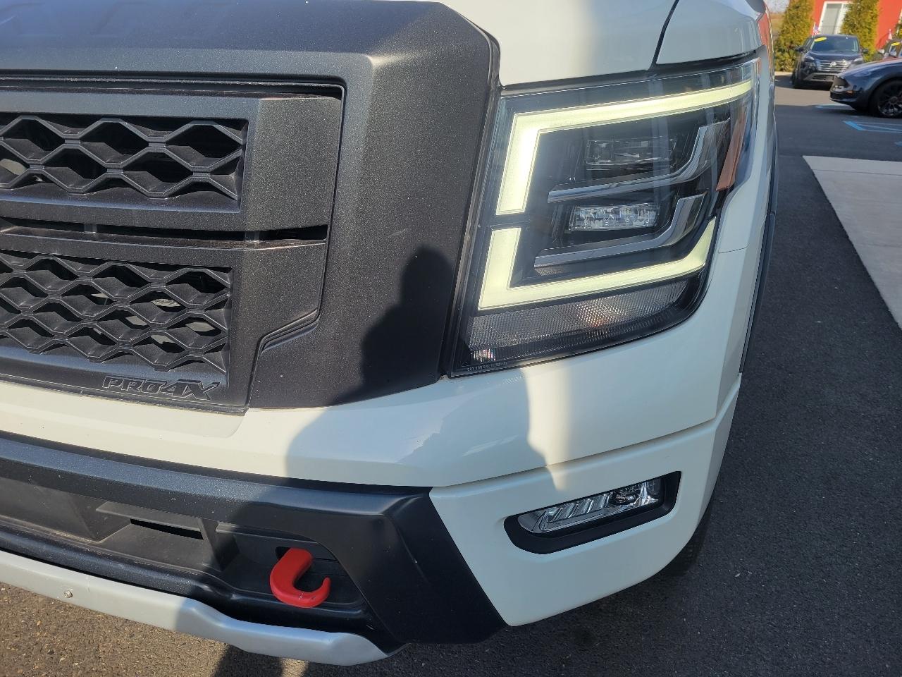 Nissan Titan 4x4 Crew Cab PRO-4X 2021