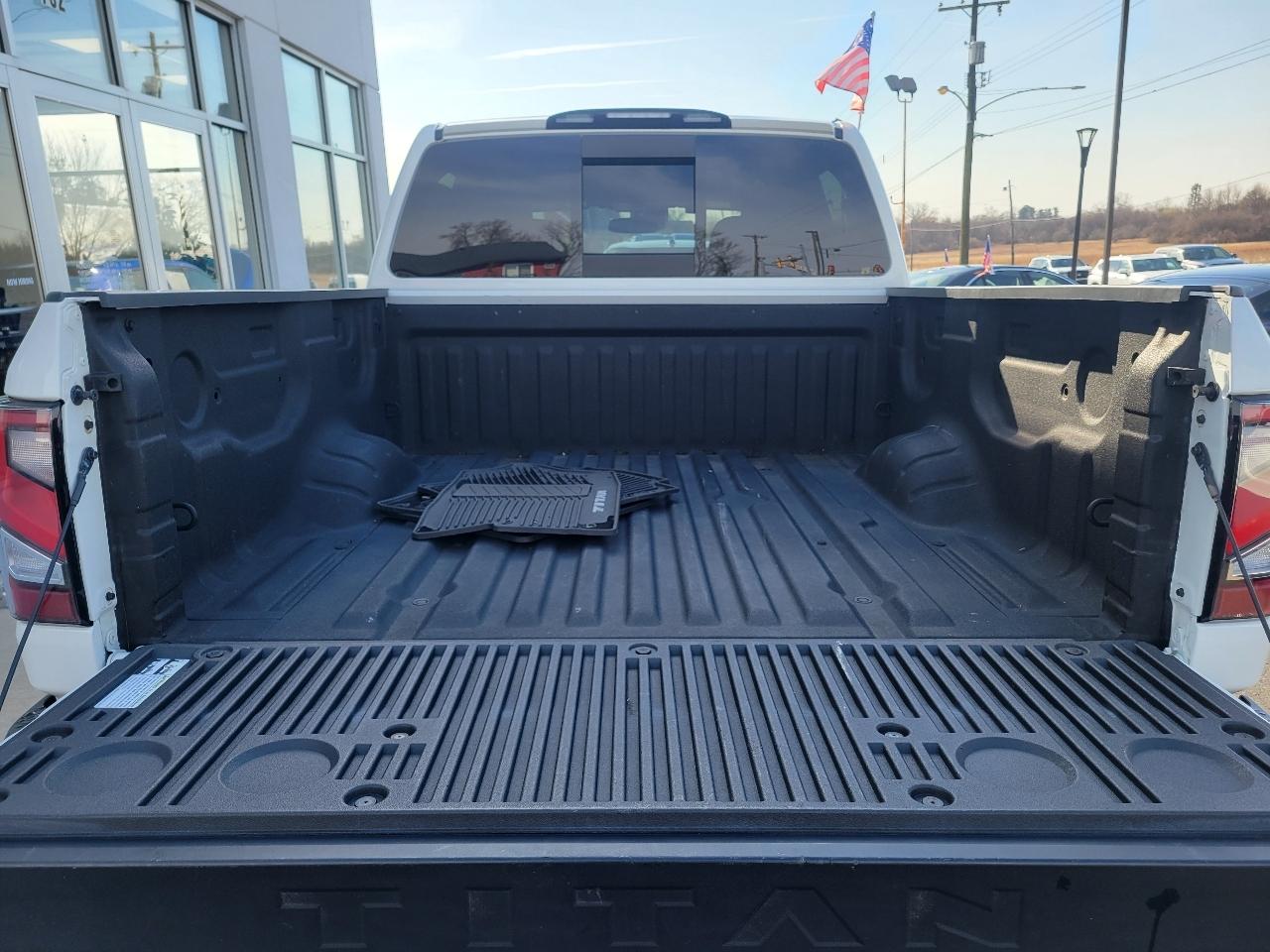 Nissan Titan 4x4 Crew Cab PRO-4X 2021