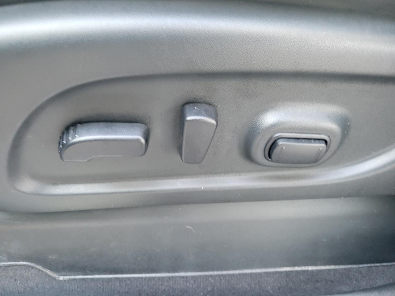 Nissan Titan 4x4 Crew Cab PRO-4X 2021