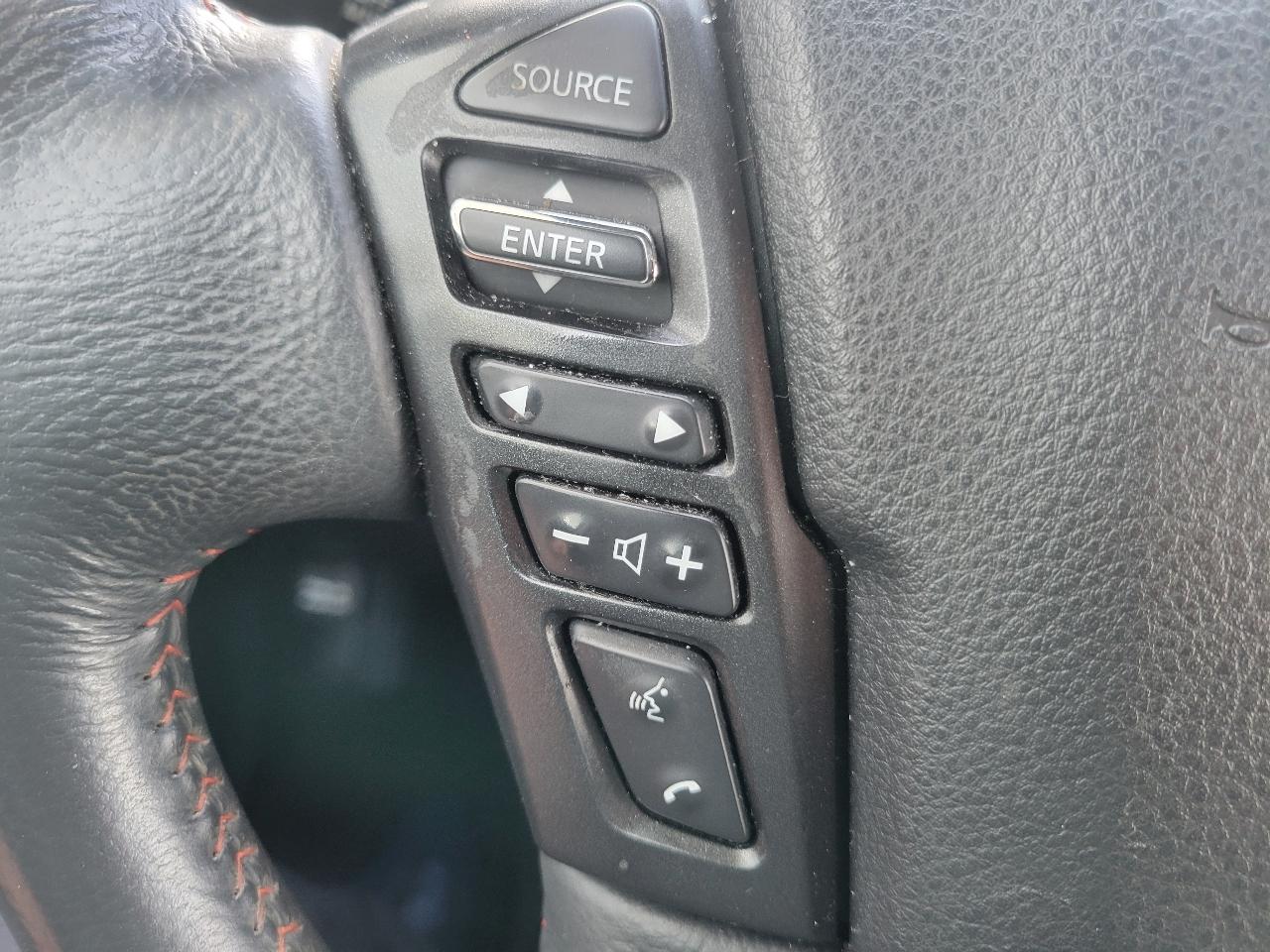 Nissan Titan 4x4 Crew Cab PRO-4X 2021