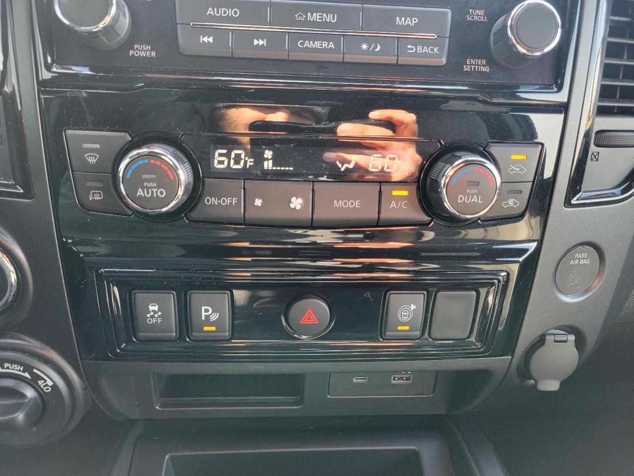 Nissan Titan 4x4 Crew Cab PRO-4X 2021