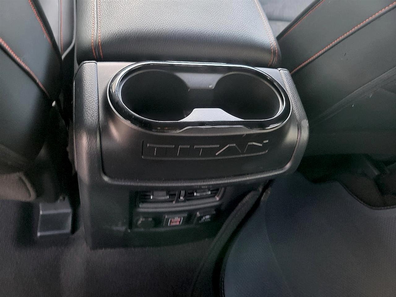 Nissan Titan 4x4 Crew Cab PRO-4X 2021