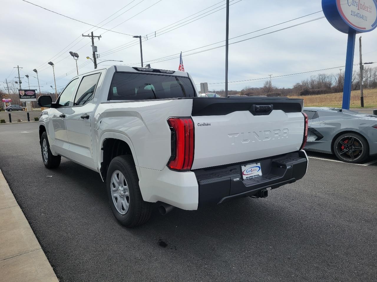 Toyota Tundra 2WD SR CrewMax 5.5' Bed (Natl) 2026