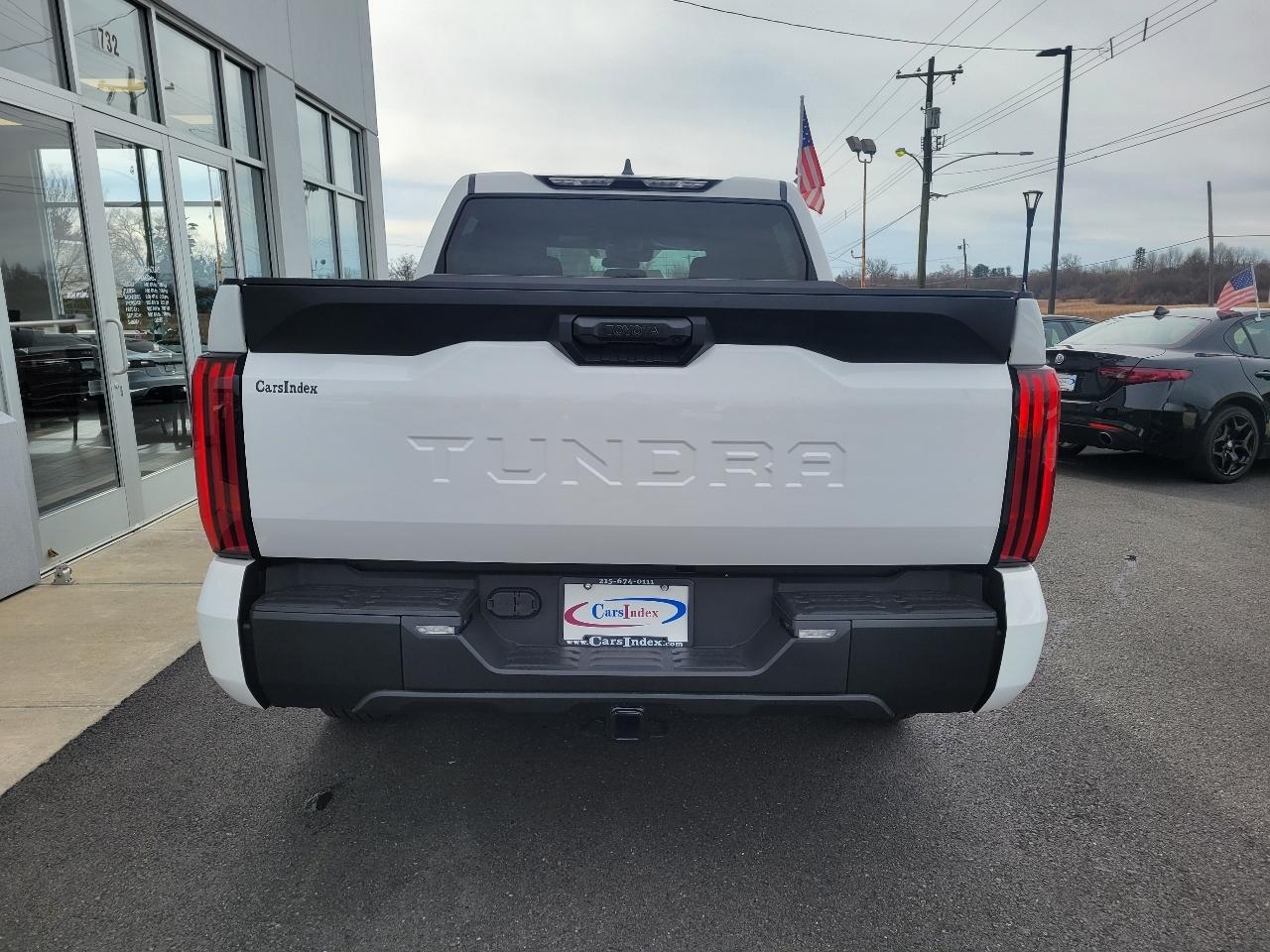 Toyota Tundra 2WD SR CrewMax 5.5' Bed (Natl) 2026