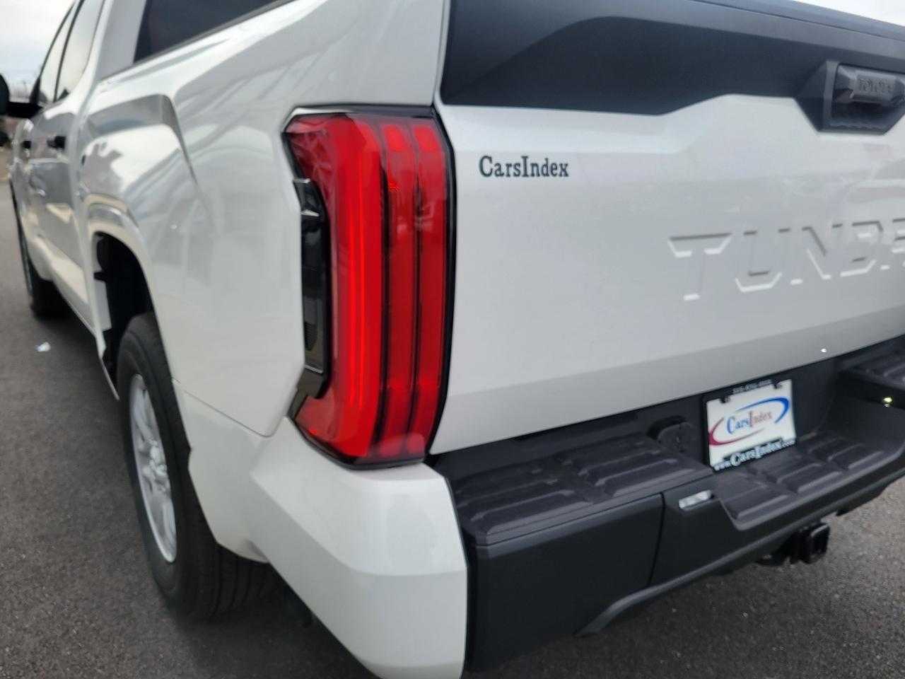 Toyota Tundra 2WD SR CrewMax 5.5' Bed (Natl) 2026