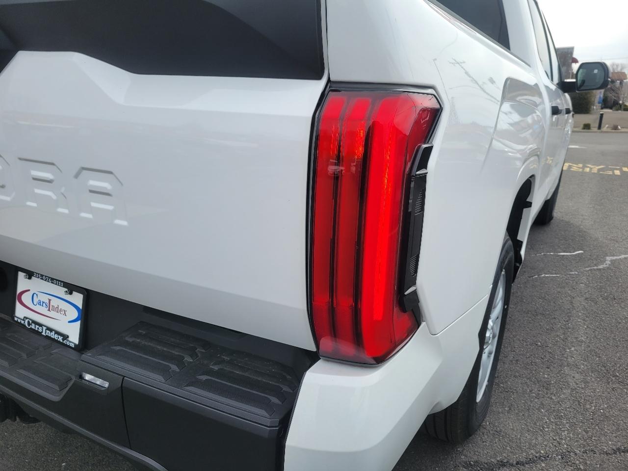 Toyota Tundra 2WD SR CrewMax 5.5' Bed (Natl) 2026