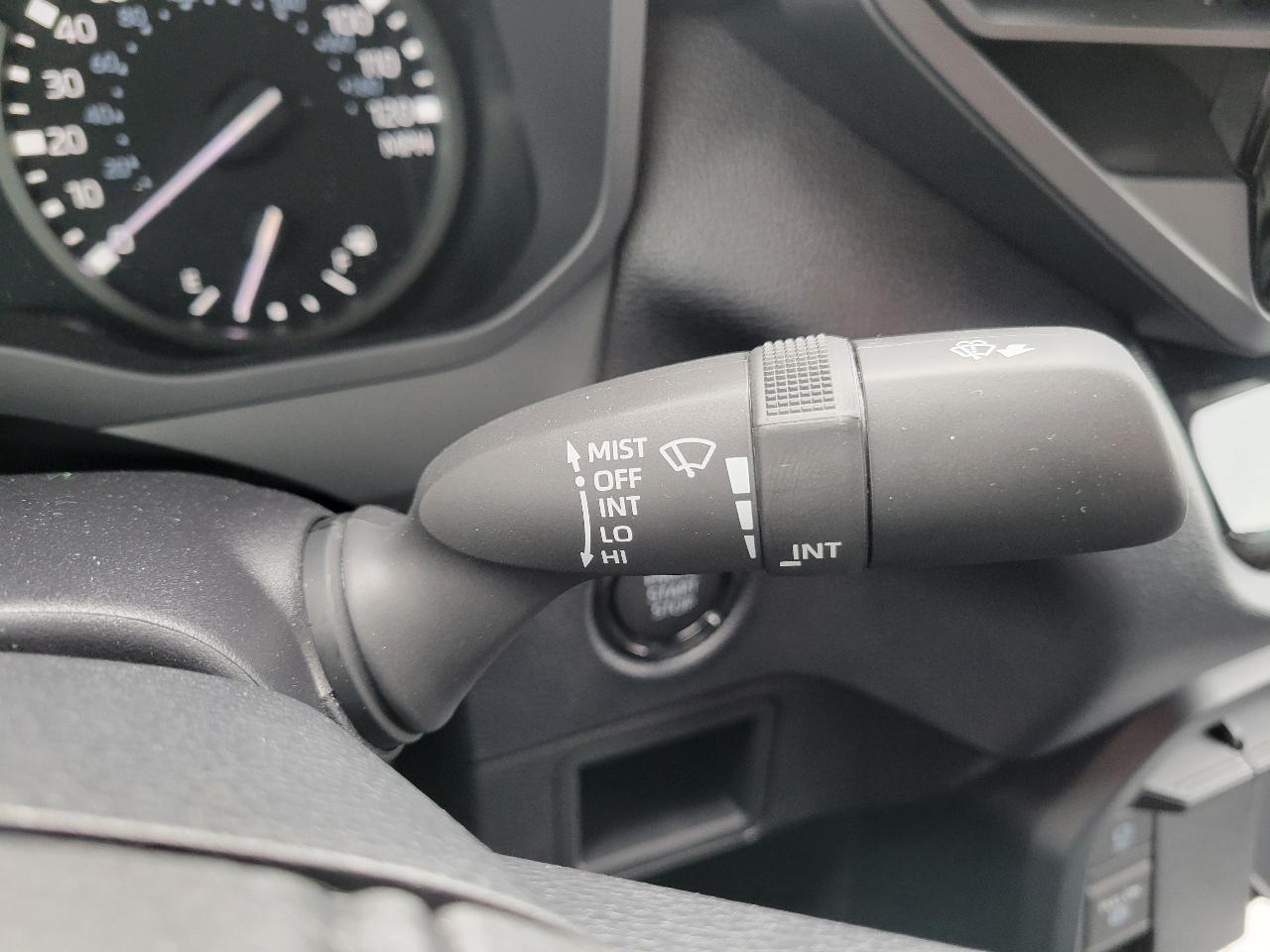 Toyota Tundra 2WD SR CrewMax 5.5' Bed (Natl) 2026