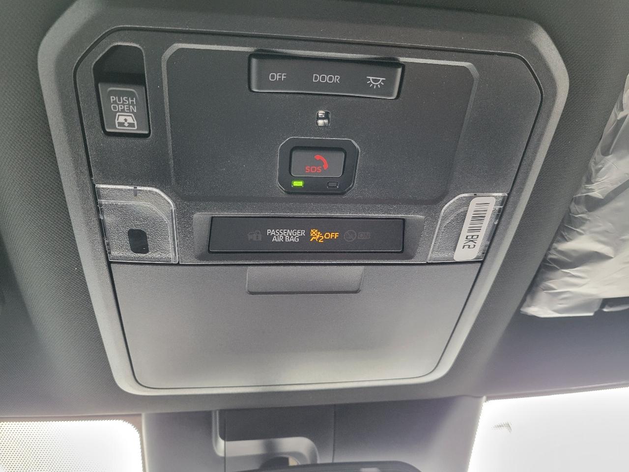 Toyota Tundra 2WD SR CrewMax 5.5' Bed (Natl) 2026