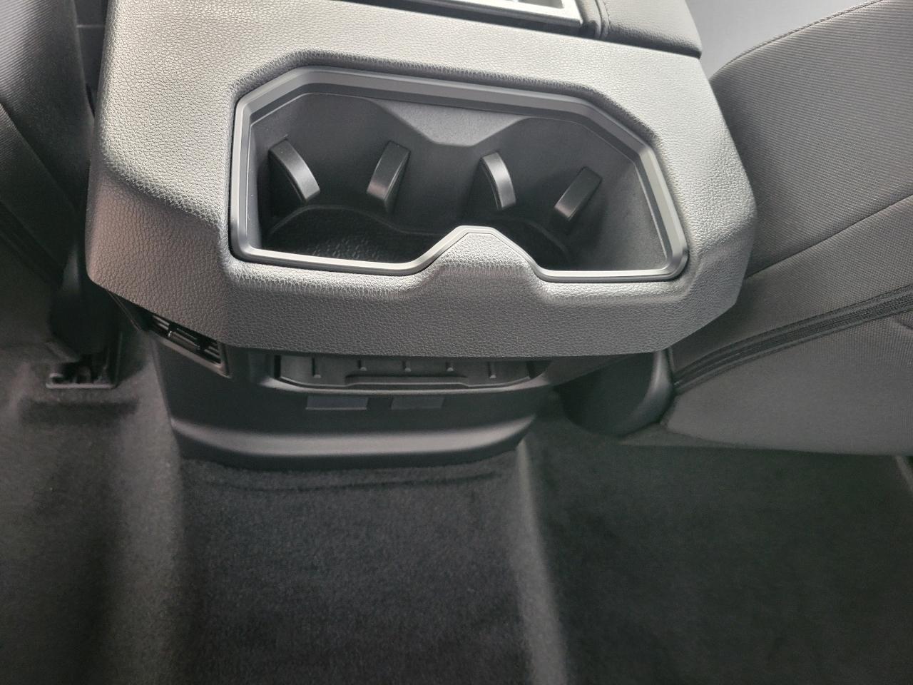 Toyota Tundra 2WD SR CrewMax 5.5' Bed (Natl) 2026