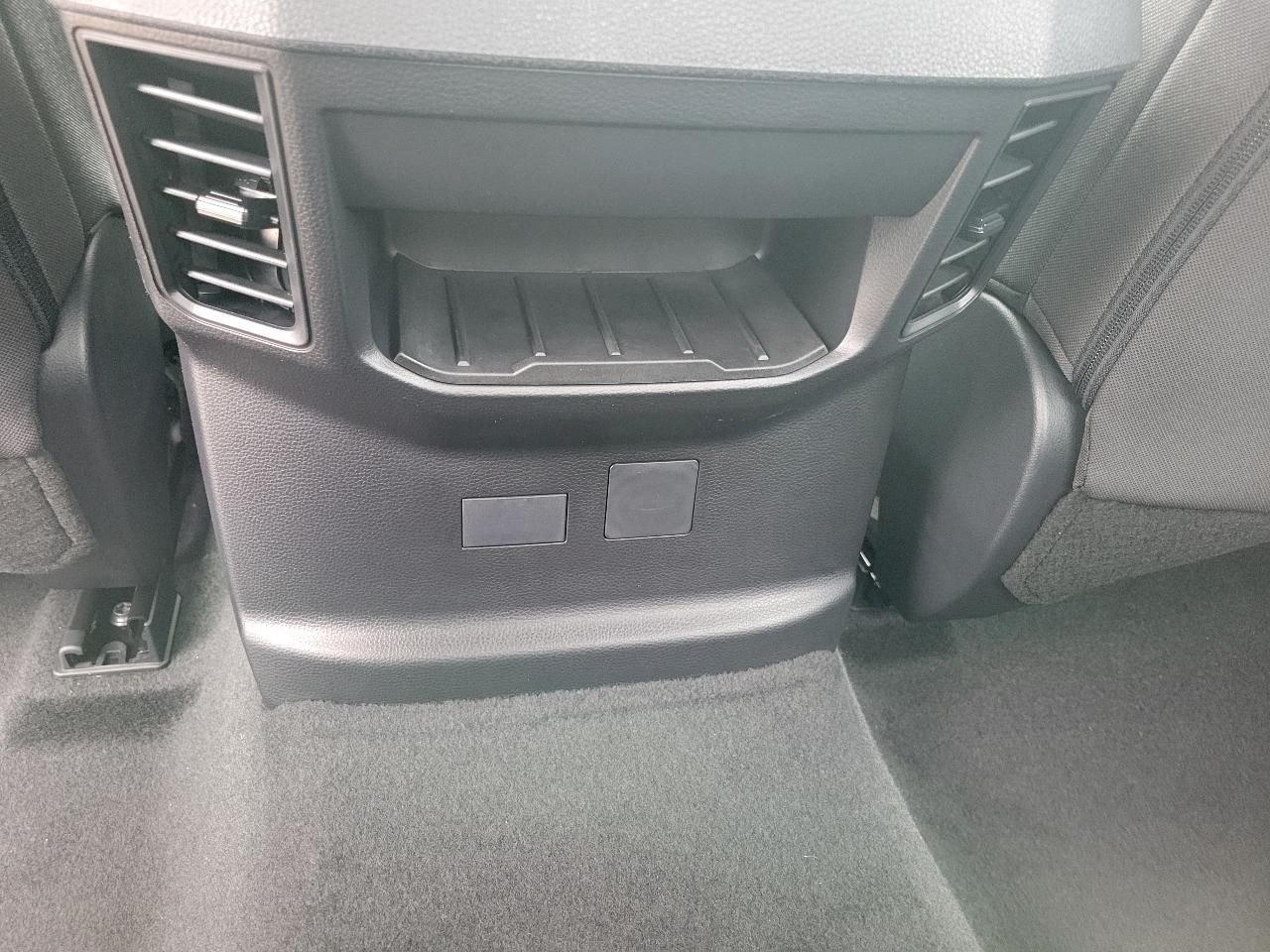 Toyota Tundra 2WD SR CrewMax 5.5' Bed (Natl) 2026