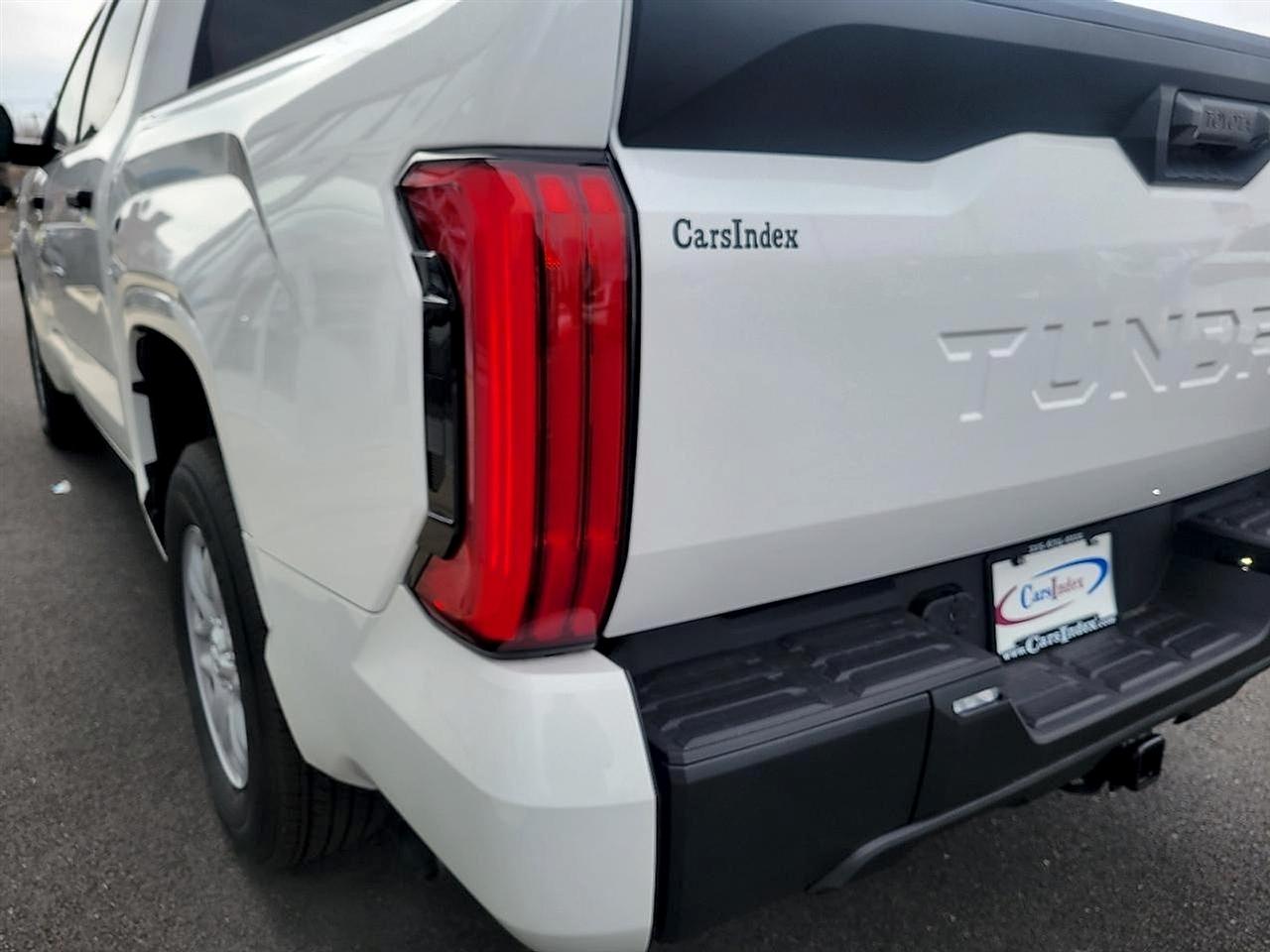 Toyota Tundra 2WD SR CrewMax 5.5' Bed (Natl) 2026