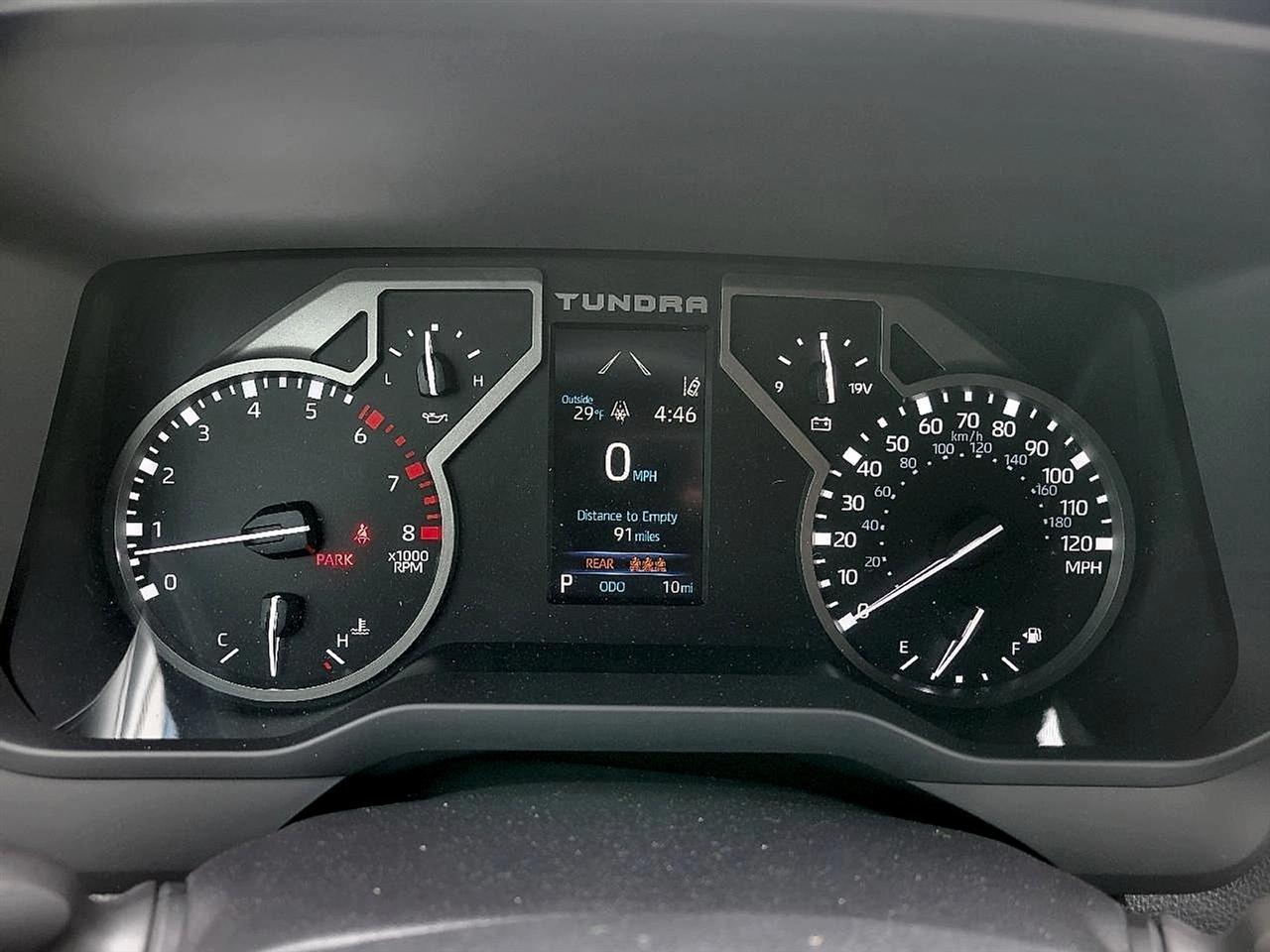 Toyota Tundra 2WD SR CrewMax 5.5' Bed (Natl) 2026