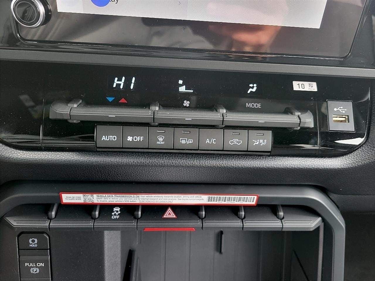 Toyota Tundra 2WD SR CrewMax 5.5' Bed (Natl) 2026