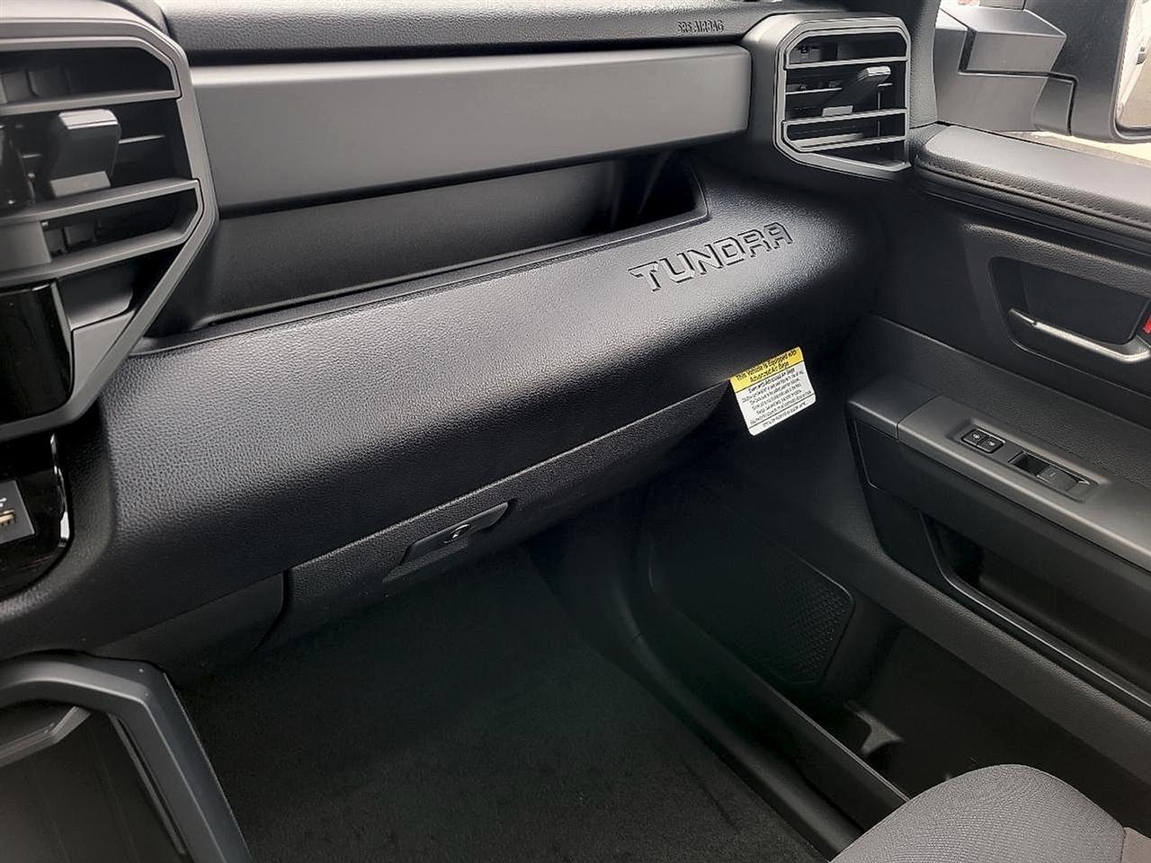 Toyota Tundra 2WD SR CrewMax 5.5' Bed (Natl) 2026