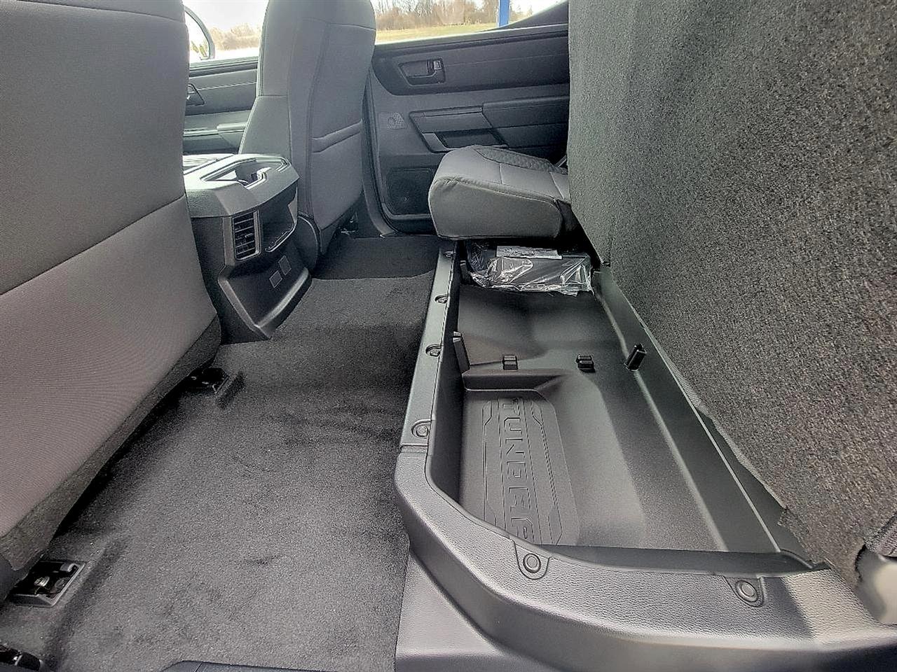 Toyota Tundra 2WD SR CrewMax 5.5' Bed (Natl) 2026