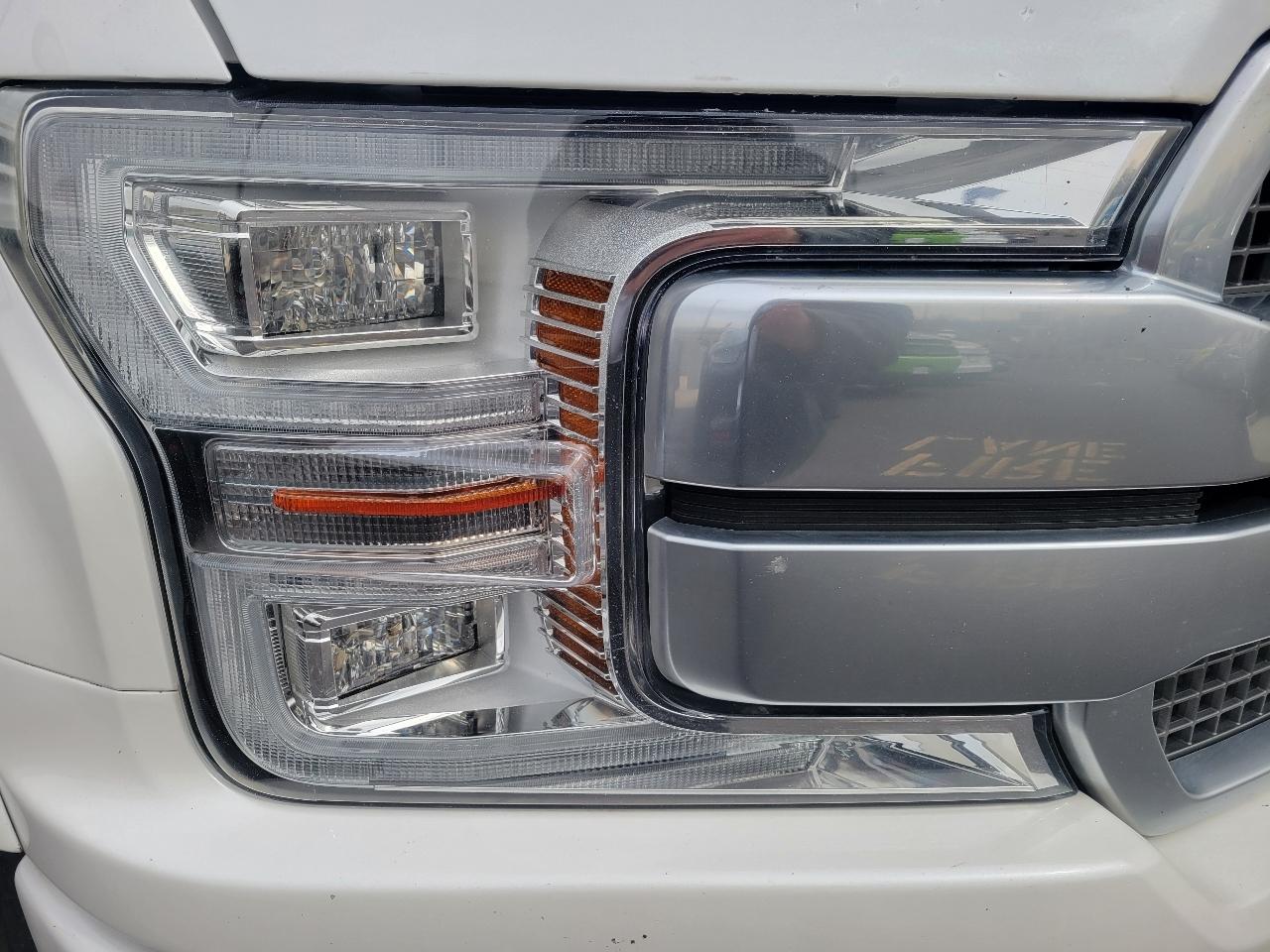 Ford F-150 Platinum 4WD SuperCrew 6.5' Box 2018