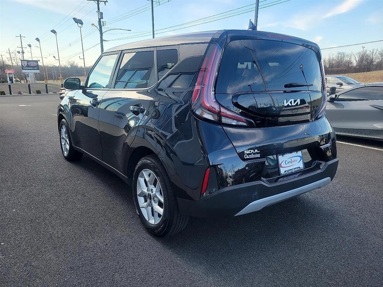 Kia Soul LX IVT 2023