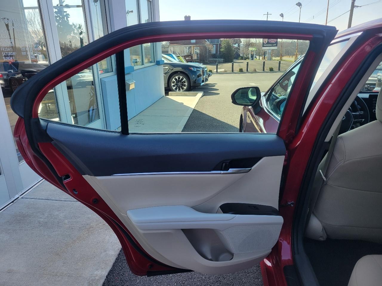 Toyota Camry LE Auto (Natl) 2023