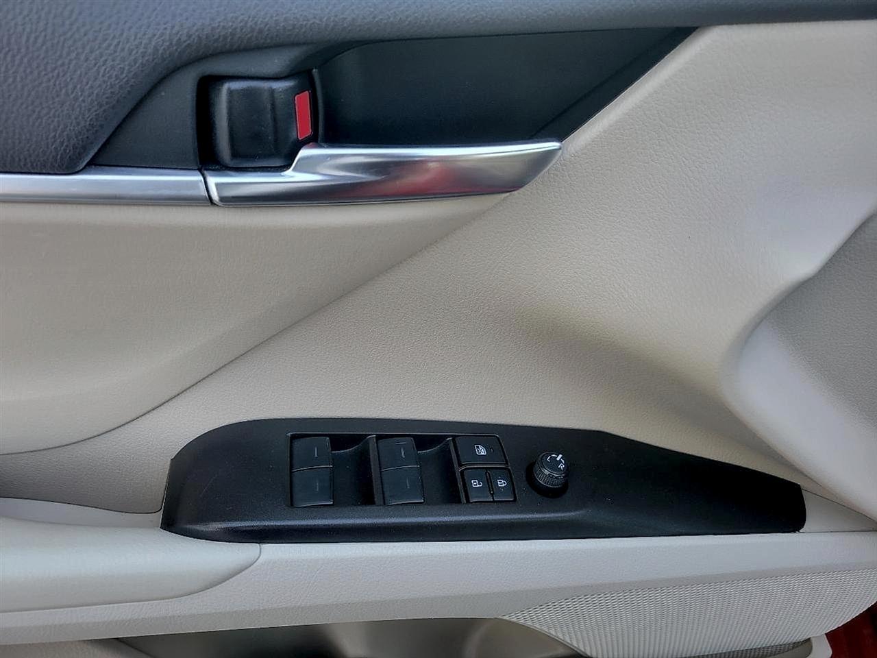 Toyota Camry LE Auto (Natl) 2023