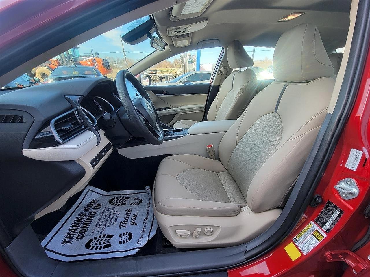 Toyota Camry LE Auto (Natl) 2023