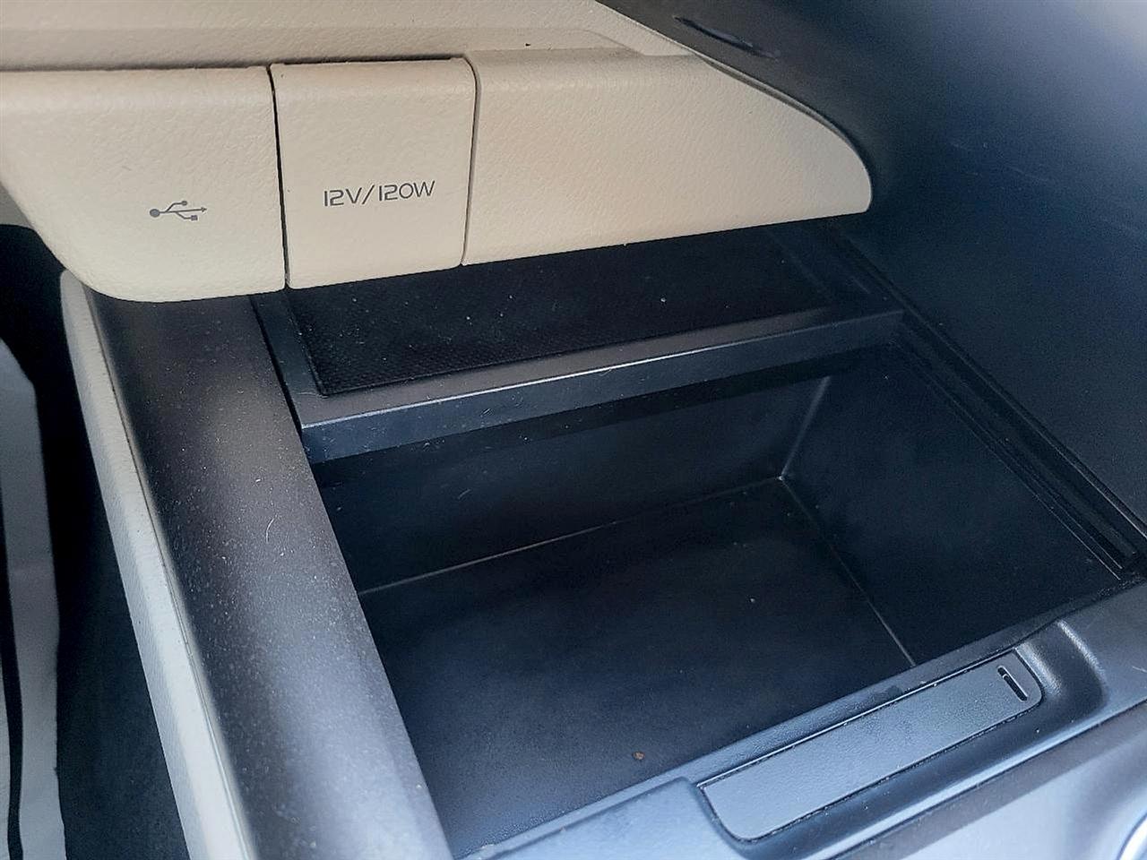 Toyota Camry LE Auto (Natl) 2023
