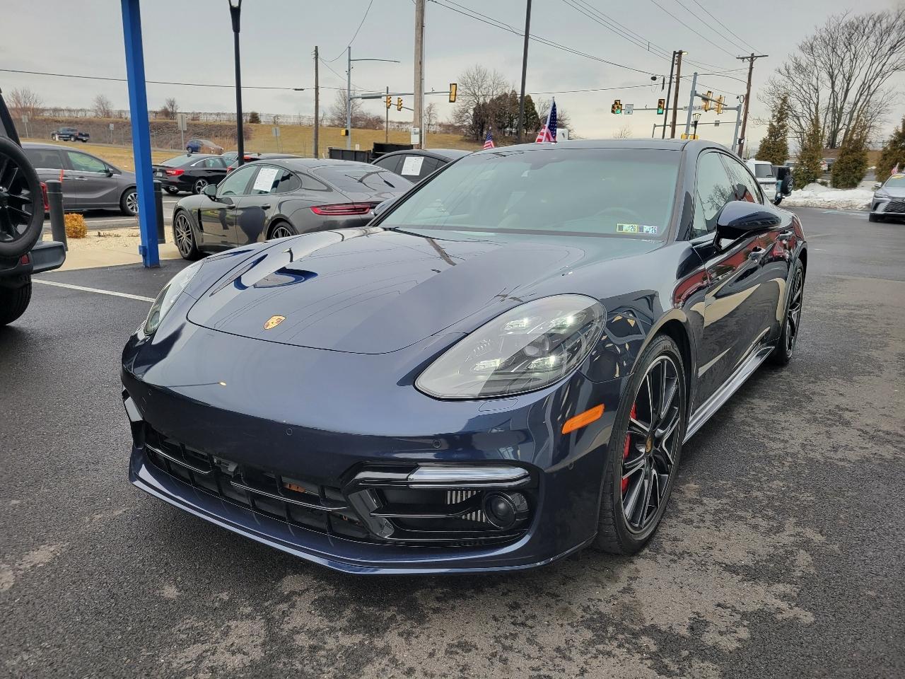 Porsche Panamera GTS AWD 2019