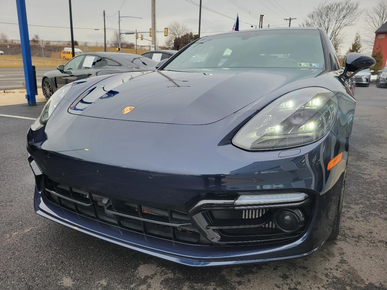 Porsche Panamera GTS AWD 2019