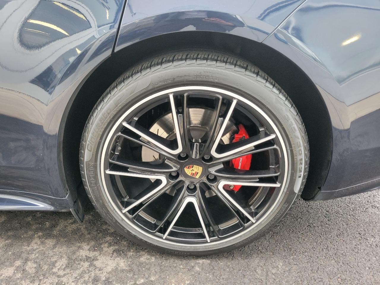 Porsche Panamera GTS AWD 2019