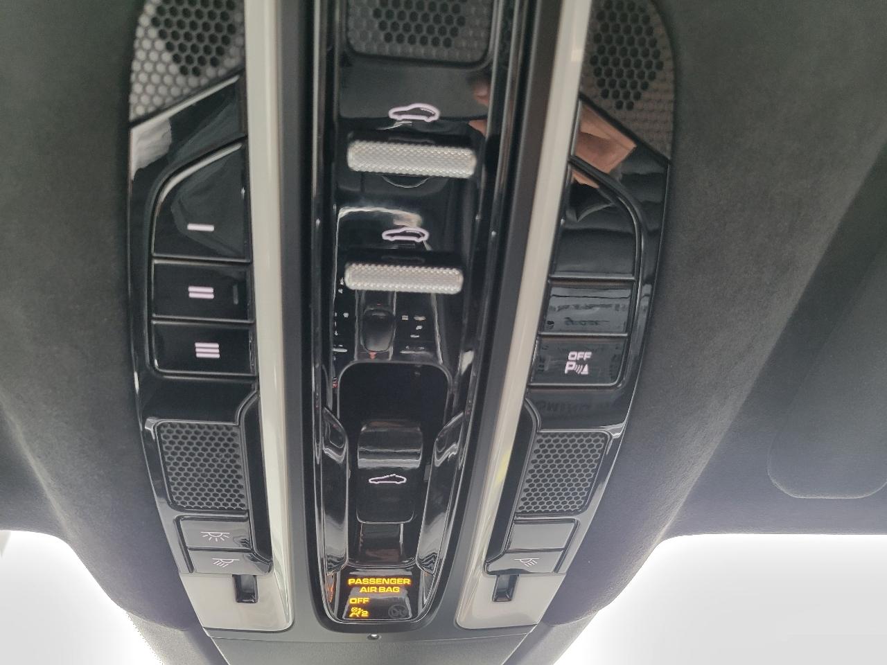 Porsche Panamera GTS AWD 2019